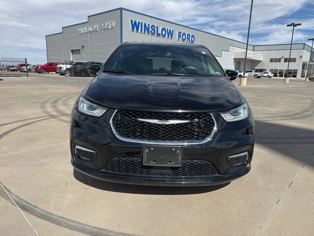 2025 Chrysler Pacifica in Winslow, AZ 86046 - 18105360 2