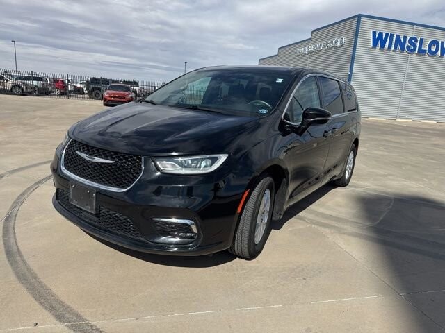 2025 Chrysler Pacifica in Winslow, AZ 86046 - 18105360 3