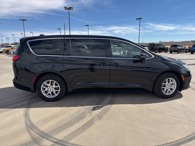 2025 Chrysler Pacifica in Winslow, AZ 86046 - 18105360 8