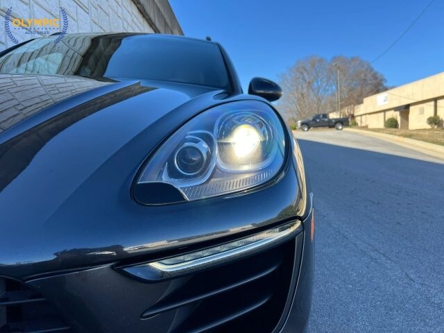 2017 Porsche Macan in Decatur, GA 30032 - 18105364 14
