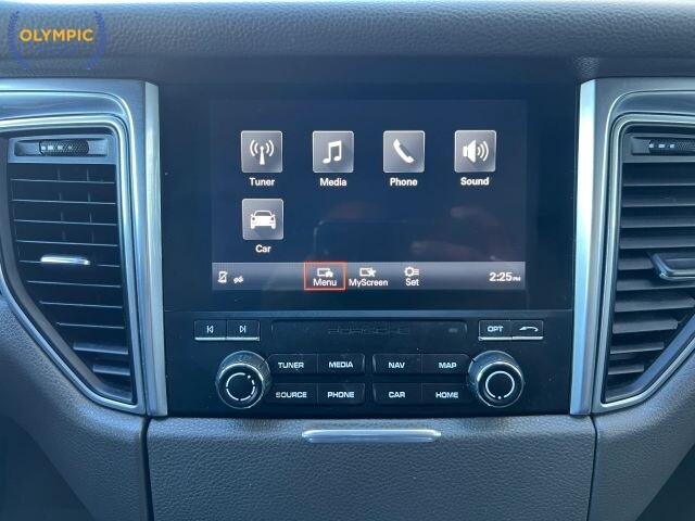 2017 Porsche Macan in Decatur, GA 30032 - 18105364 29