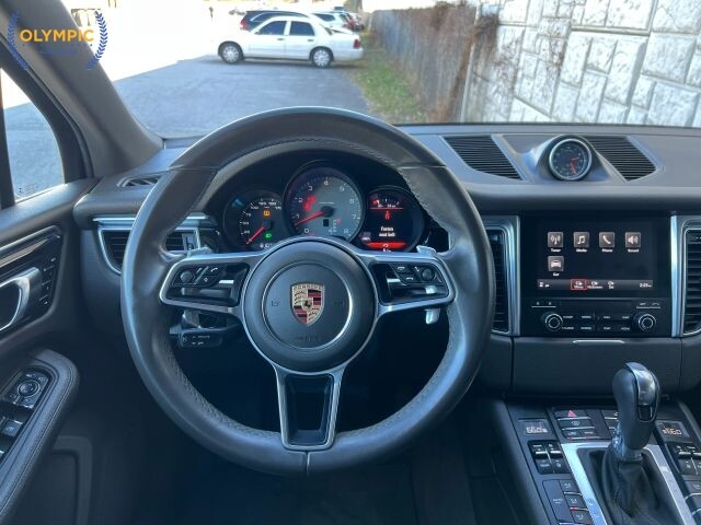 2017 Porsche Macan in Decatur, GA 30032 - 18105364 23