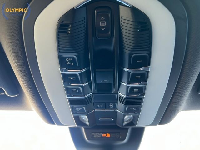 2017 Porsche Macan in Decatur, GA 30032 - 18105364 40