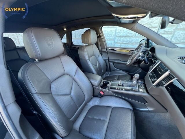 2017 Porsche Macan in Decatur, GA 30032 - 18105364 43