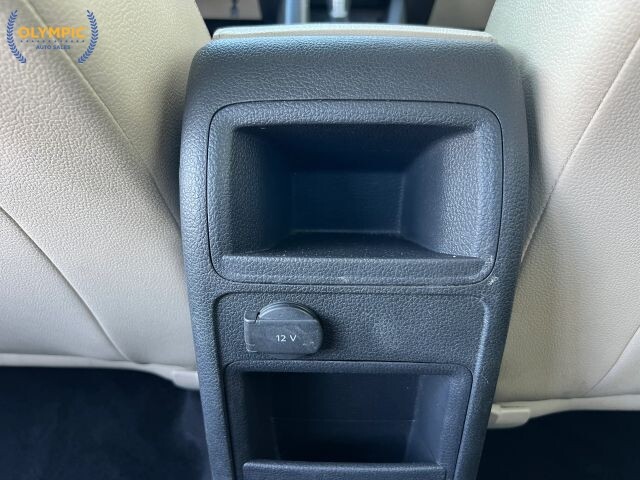 2018 Volkswagen Jetta in Decatur, GA 30032 - 18105365 36