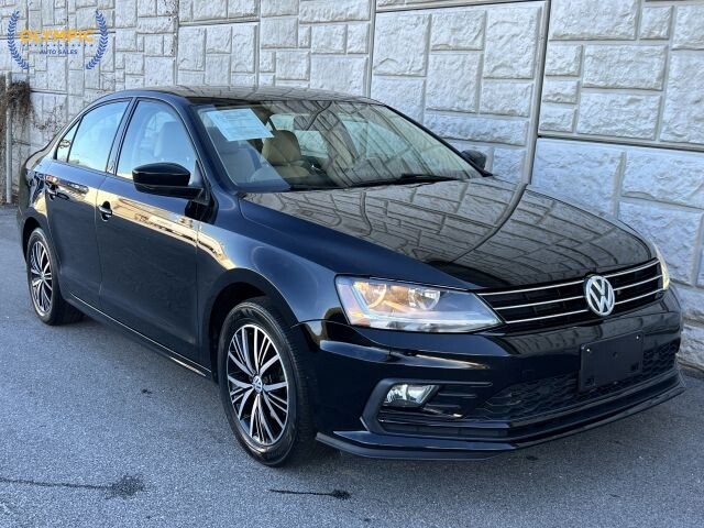 2018 Volkswagen Jetta in Decatur, GA 30032 - 18105365 3