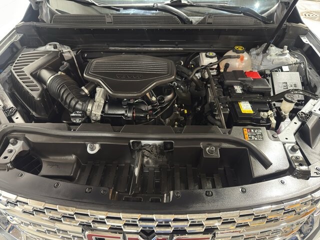 2022 GMC Acadia in Burlington, WI 53105 - 18105373 41