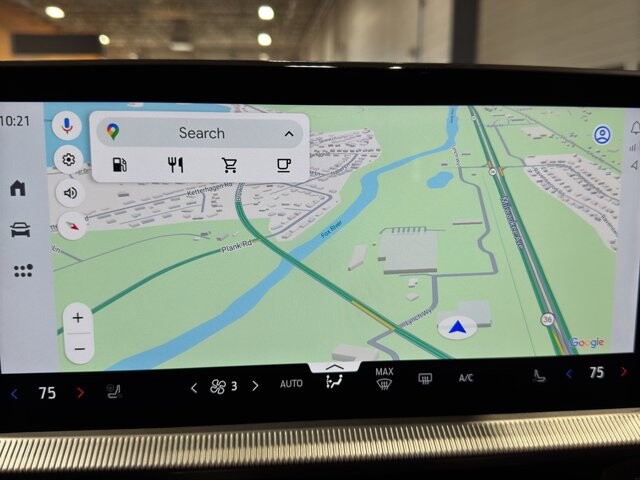 2025 Ford Explorer in Burlington, WI 53105 - 18105375 33