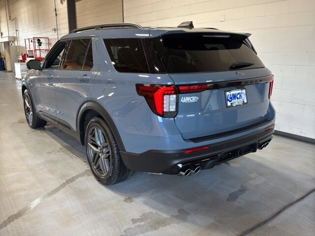 2025 Ford Explorer in Burlington, WI 53105 - 18105375 48