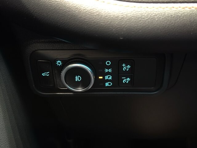 2025 Ford Explorer in Burlington, WI 53105 - 18105375 36