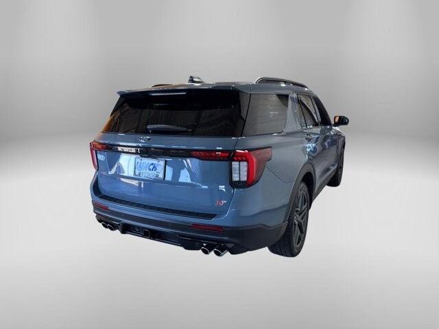 2025 Ford Explorer in Burlington, WI 53105 - 18105375 5