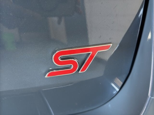 2025 Ford Explorer in Burlington, WI 53105 - 18105375 10