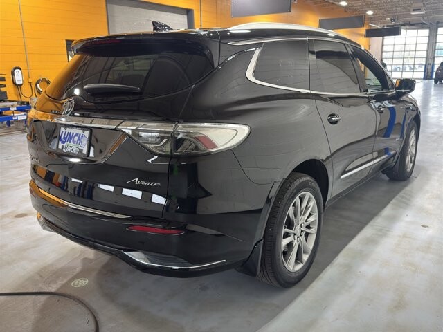 2024 Buick Enclave in Burlington, WI 53105 - 18105377 5