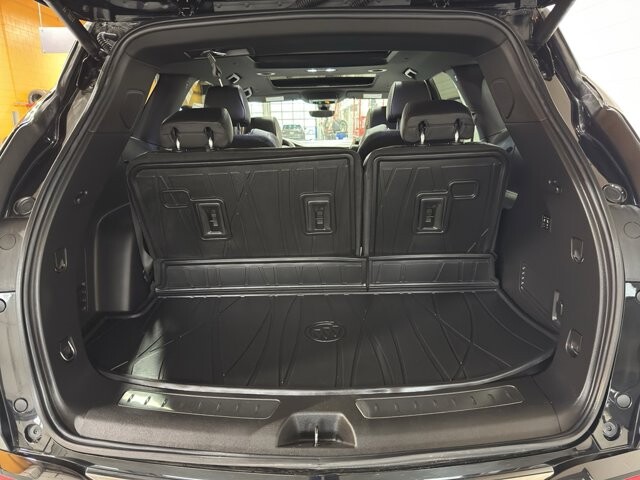 2024 Buick Enclave in Burlington, WI 53105 - 18105377 23
