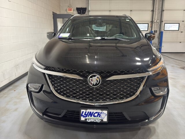 2024 Buick Enclave in Burlington, WI 53105 - 18105377 8