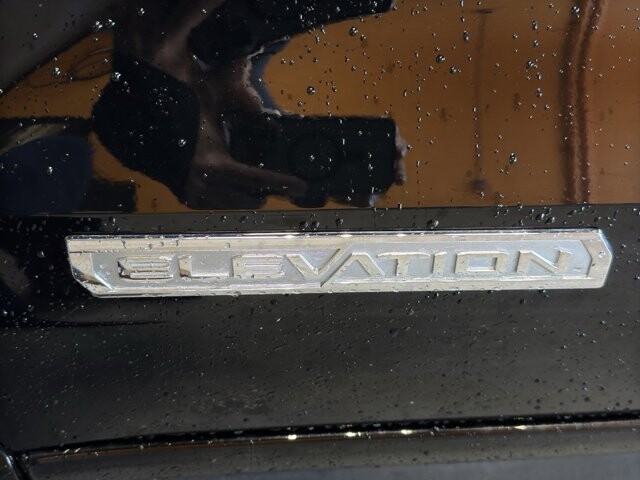 2023 GMC Canyon in Burlington, WI 53105 - 18105379 10