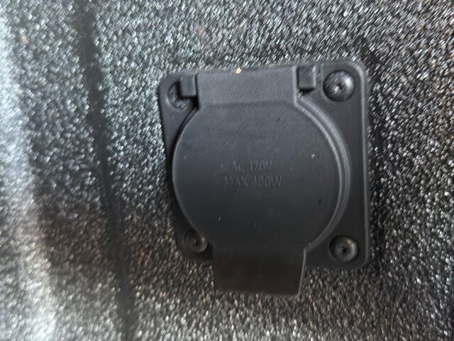 2023 GMC Canyon in Burlington, WI 53105 - 18105379 21