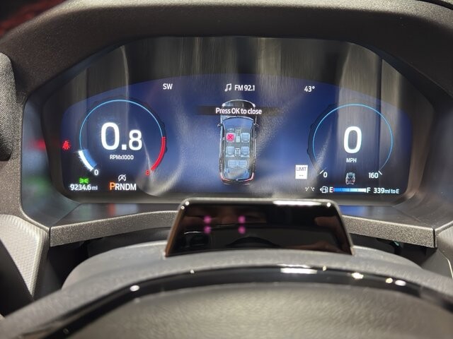 2025 Ford Explorer in Burlington, WI 53105 - 18105380 29