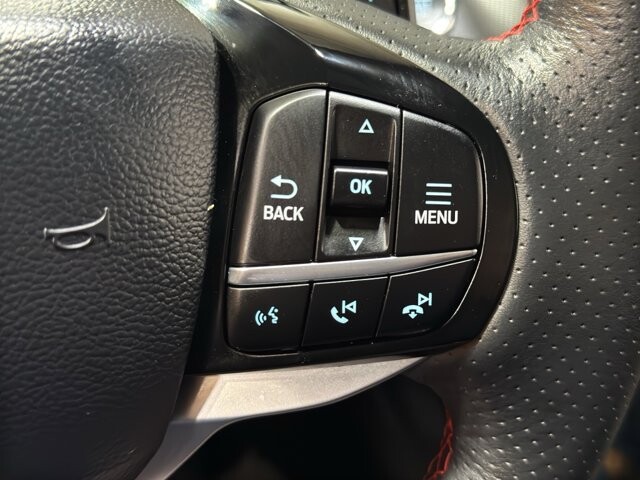 2025 Ford Explorer in Burlington, WI 53105 - 18105380 27