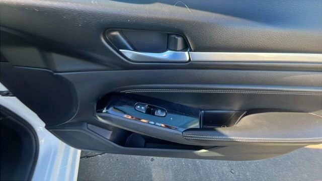 2020 Nissan Altima in Greenville, SC 29607 - 18105382 10