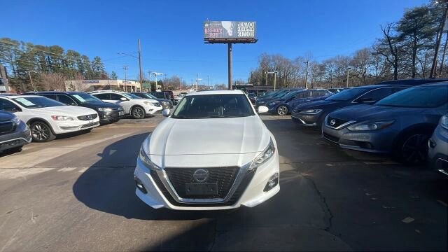 2020 Nissan Altima in Greenville, SC 29607 - 18105382 8
