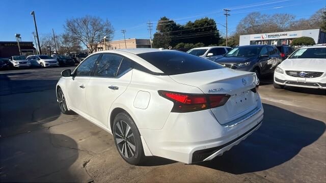 2020 Nissan Altima in Greenville, SC 29607 - 18105382 5