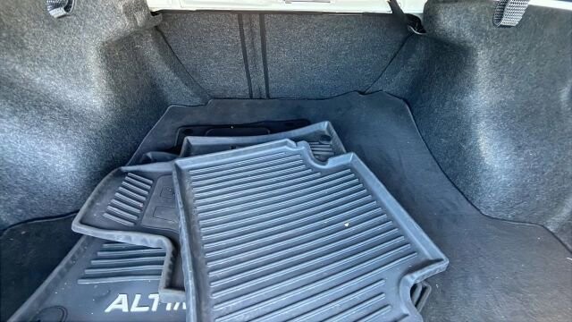 2020 Nissan Altima in Greenville, SC 29607 - 18105382 20