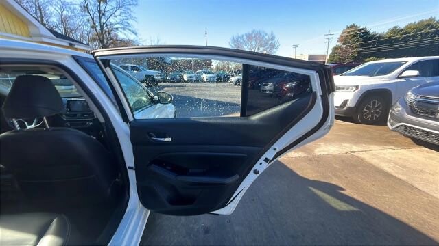 2020 Nissan Altima in Greenville, SC 29607 - 18105382 14