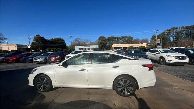 2020 Nissan Altima in Greenville, SC 29607 - 18105382 6