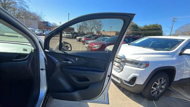 2020 Buick Encore in Greenville, SC 29607 - 18105383 13