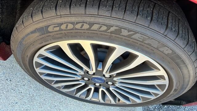 2017 Ford Fusion in Greenville, SC 29607 - 18105385 11