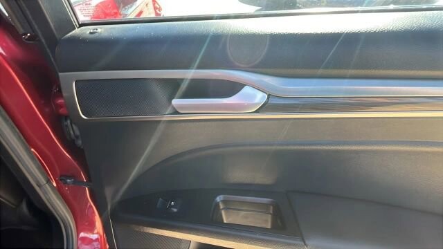 2017 Ford Fusion in Greenville, SC 29607 - 18105385 19