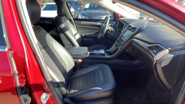 2017 Ford Fusion in Greenville, SC 29607 - 18105385 15