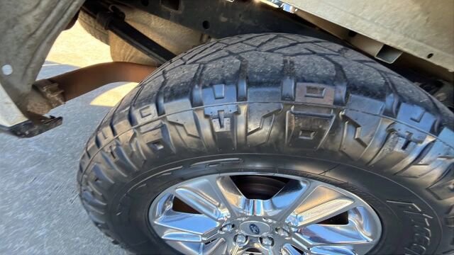 2015 Ford F150 in Greenville, SC 29607 - 18105386 10