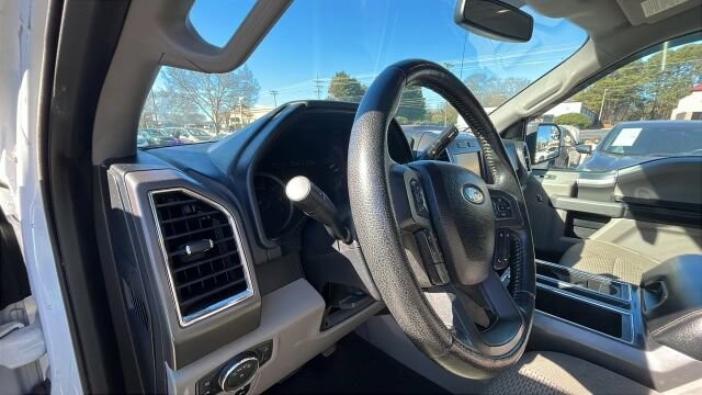 2015 Ford F150 in Greenville, SC 29607 - 18105386 32