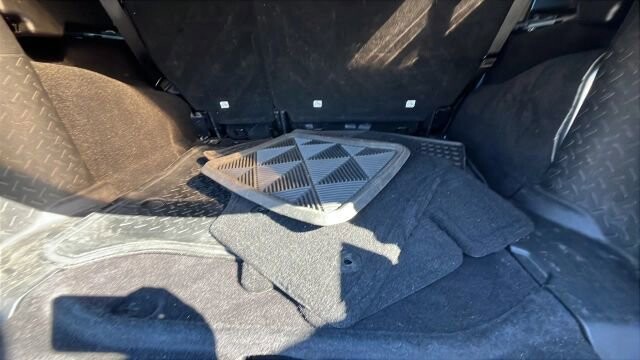 2015 Jeep Wrangler in Greenville, SC 29607 - 18105387 20