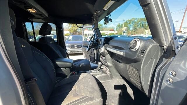 2015 Jeep Wrangler in Greenville, SC 29607 - 18105387 15