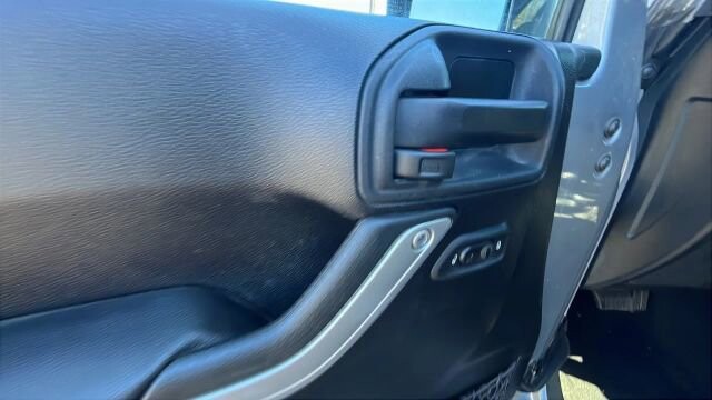 2015 Jeep Wrangler in Greenville, SC 29607 - 18105387 26