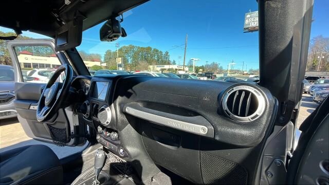 2015 Jeep Wrangler in Greenville, SC 29607 - 18105387 16
