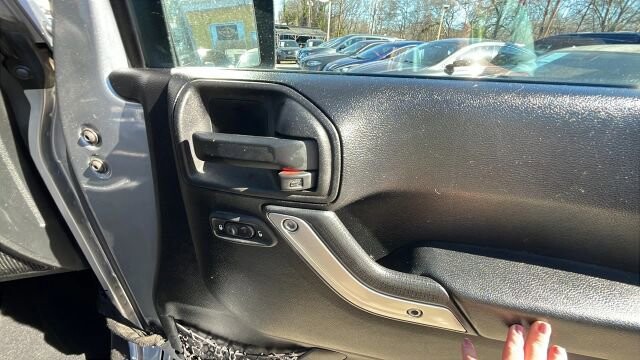 2015 Jeep Wrangler in Greenville, SC 29607 - 18105387 14