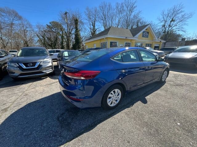 2018 Hyundai Elantra in Greenville, SC 29607 - 18105388 3