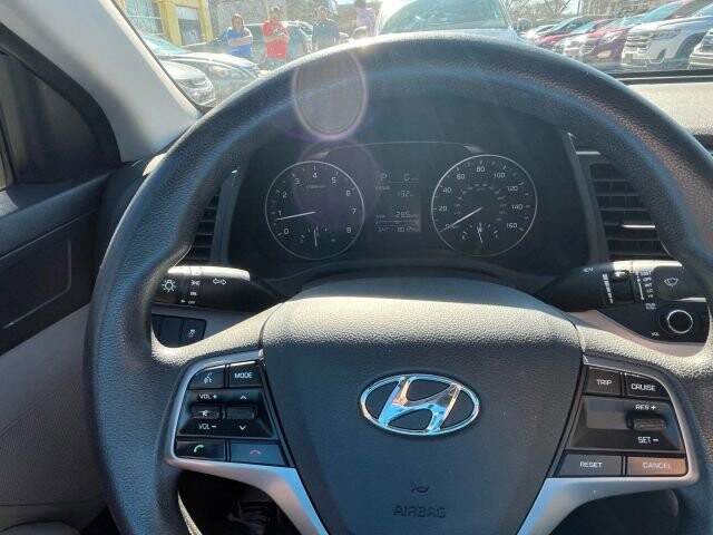 2018 Hyundai Elantra in Greenville, SC 29607 - 18105388 31