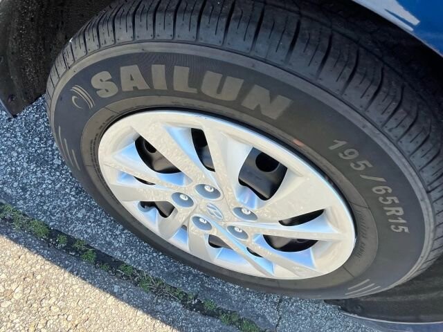 2018 Hyundai Elantra in Greenville, SC 29607 - 18105388 10