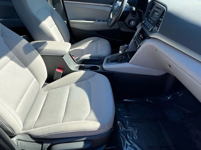 2018 Hyundai Elantra in Greenville, SC 29607 - 18105388 15