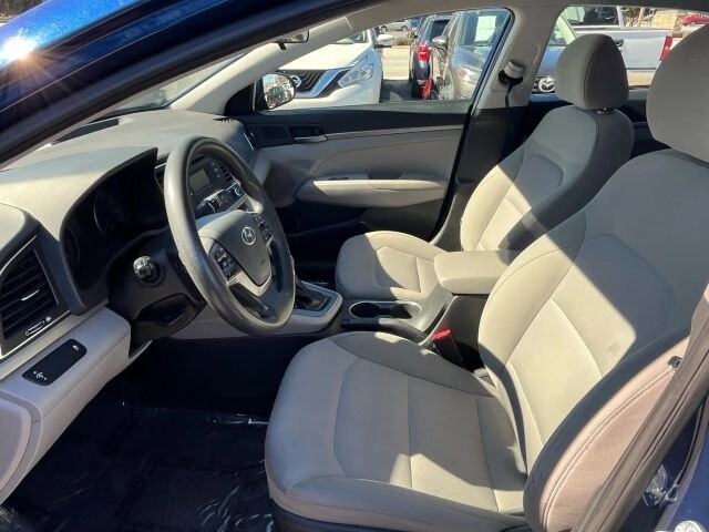 2018 Hyundai Elantra in Greenville, SC 29607 - 18105388 28