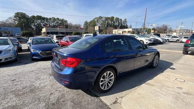 2016 BMW 320i xDrive in Greenville, SC 29607 - 18105389 3