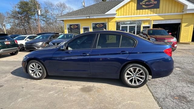 2016 BMW 320i xDrive in Greenville, SC 29607 - 18105389 6
