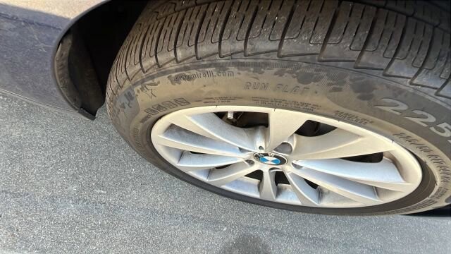 2016 BMW 320i xDrive in Greenville, SC 29607 - 18105389 9