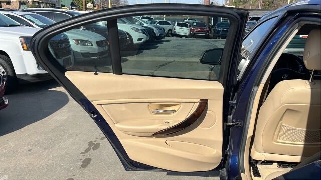 2016 BMW 320i xDrive in Greenville, SC 29607 - 18105389 14