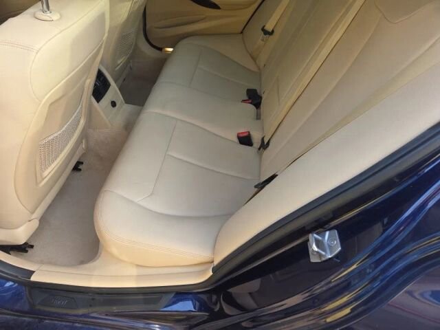 2016 BMW 320i xDrive in Greenville, SC 29607 - 18105389 34